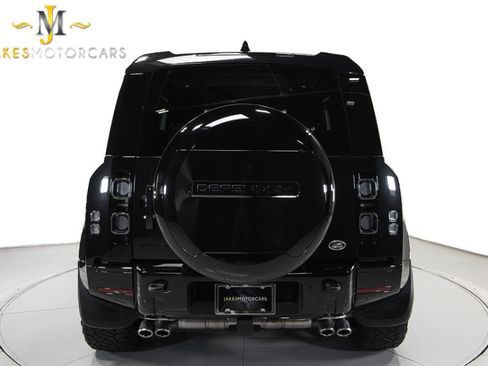 Used 2023 Land Rover Defender 90 V8 image 9