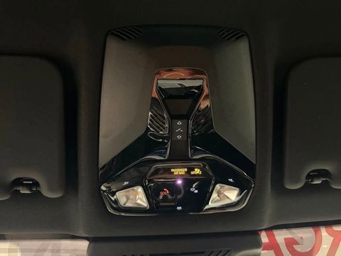 Used 2025 BMW X1 xDrive28i image 27