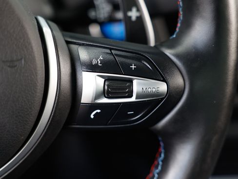 Used 2018 BMW M2 RWD image 32