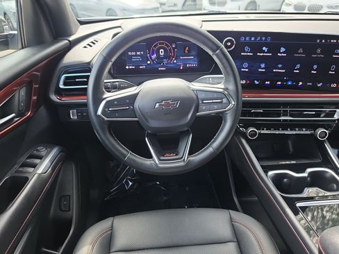 Used 2024 Chevrolet Traverse Z71 w/ LPO, Floor Liner Package AWD/4WD image 14