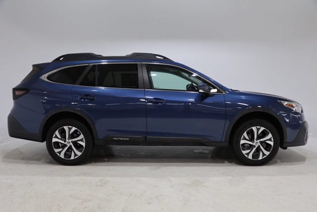 Used 2022 Subaru Outback Limited AWD/4WD image 9