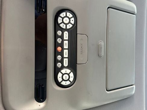 Used 2013 Honda Pilot Touring image 28