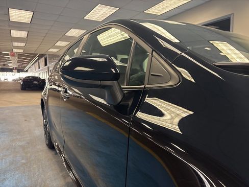 Used 2025 Toyota Corolla LE image 4