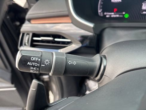 Used 2022 Acura MDX SH-AWD w/ Technology Package image 19