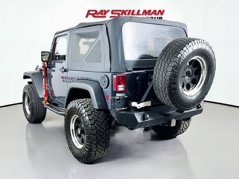 Used 2017 Jeep Wrangler Sport image 5