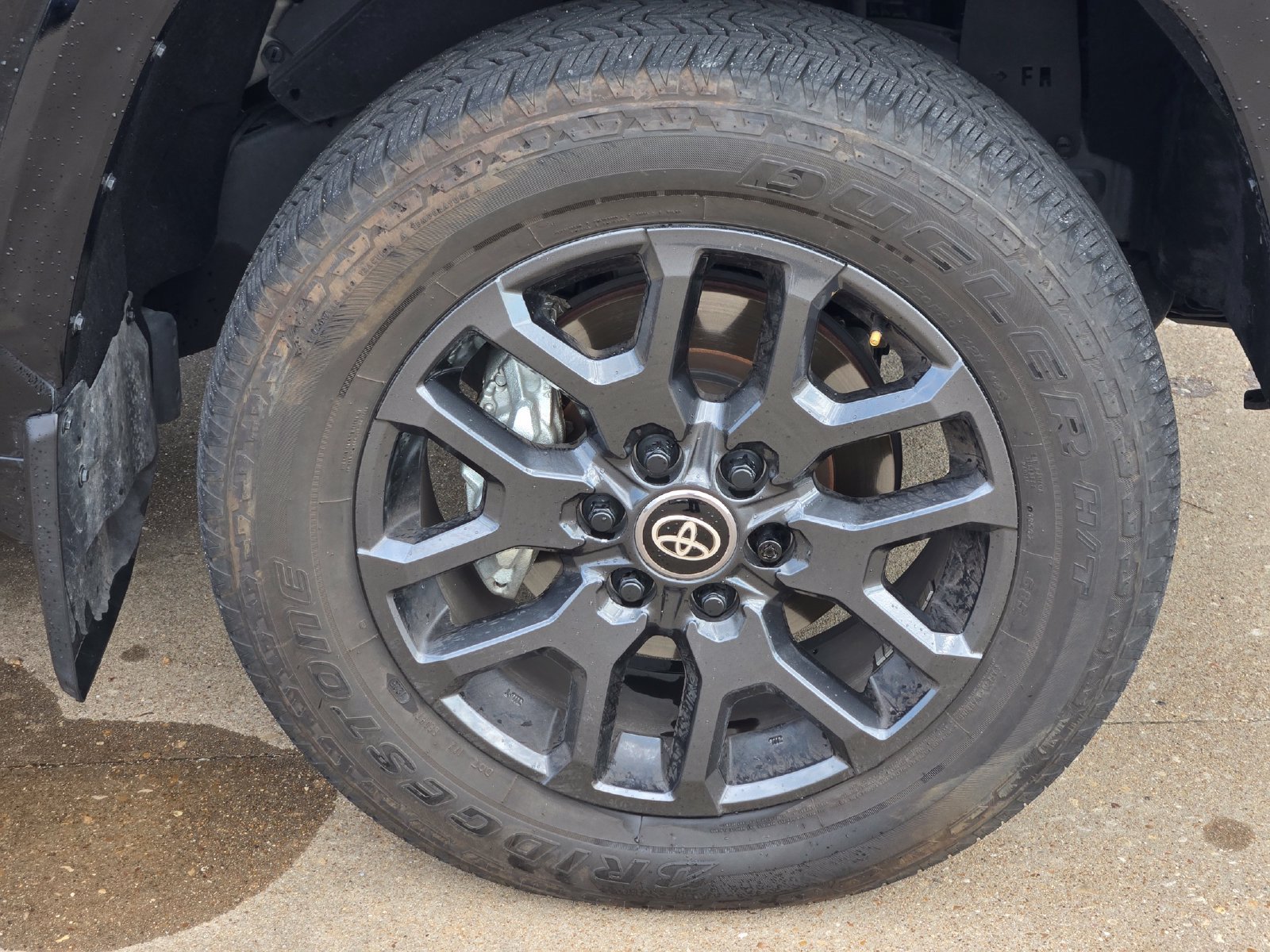 Used 2025 Toyota Tundra Platinum AWD/4WD image 9
