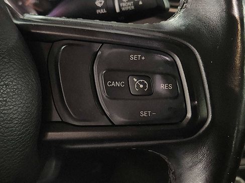 Used 2019 Jeep Wrangler Unlimited Sport S image 21