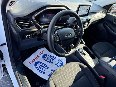 Used 2024 Ford Escape Active w/ Cold Weather Package image 12