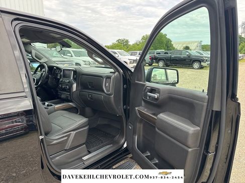 Used 2021 Chevrolet Silverado 1500 RST w/ Convenience Package II AWD/4WD image 22