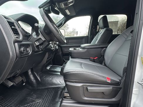 New 2026 RAM 3500 Tradesman image 9