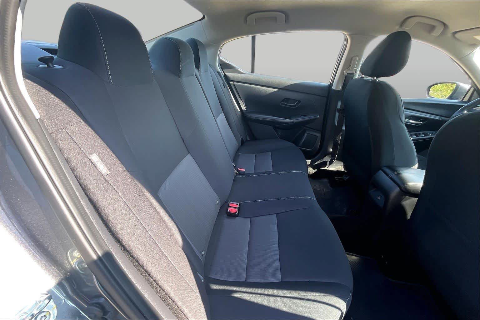 Used 2025 Nissan Sentra SV FWD image 19