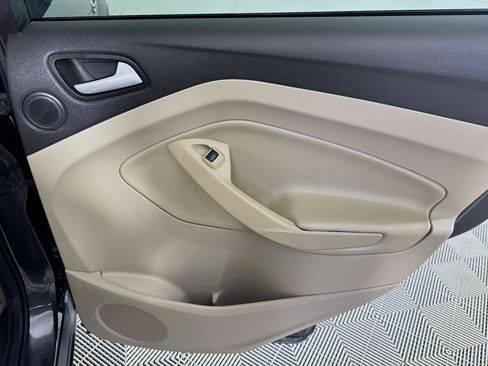 Used 2016 Ford Escape Titanium w/ Equipment Group 301A image 27