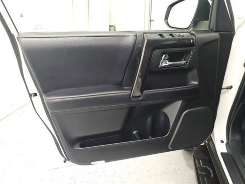 Used 2018 Toyota 4Runner TRD Pro AWD/4WD image 12