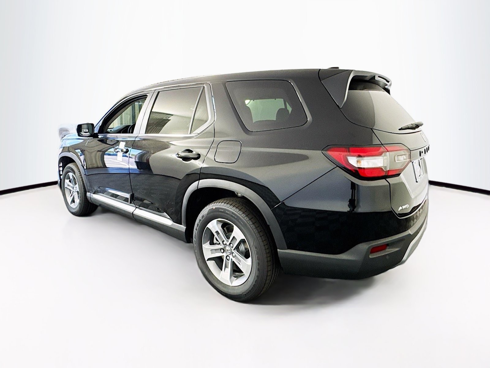 Used 2023 Honda Pilot EX-L image 6