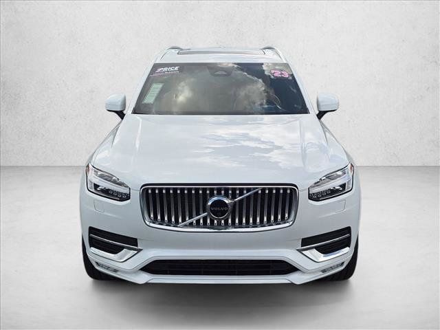 Used 2023 Volvo XC90 B6 Ultimate w/ Lounge Package AWD/4WD image 2