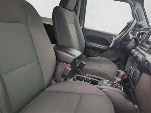 Used 2022 Jeep Wrangler Sport AWD/4WD image 24