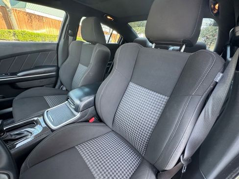 Used 2023 Dodge Charger R/T w/ Harman/Kardon Audio Group image 22