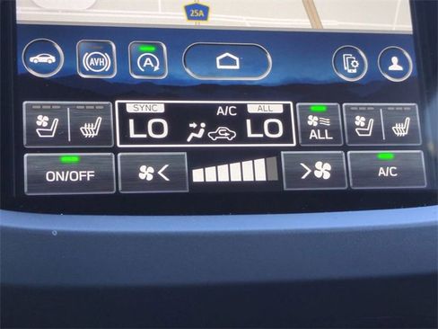 Used 2025 Subaru Forester Touring w/ Protection Package image 20