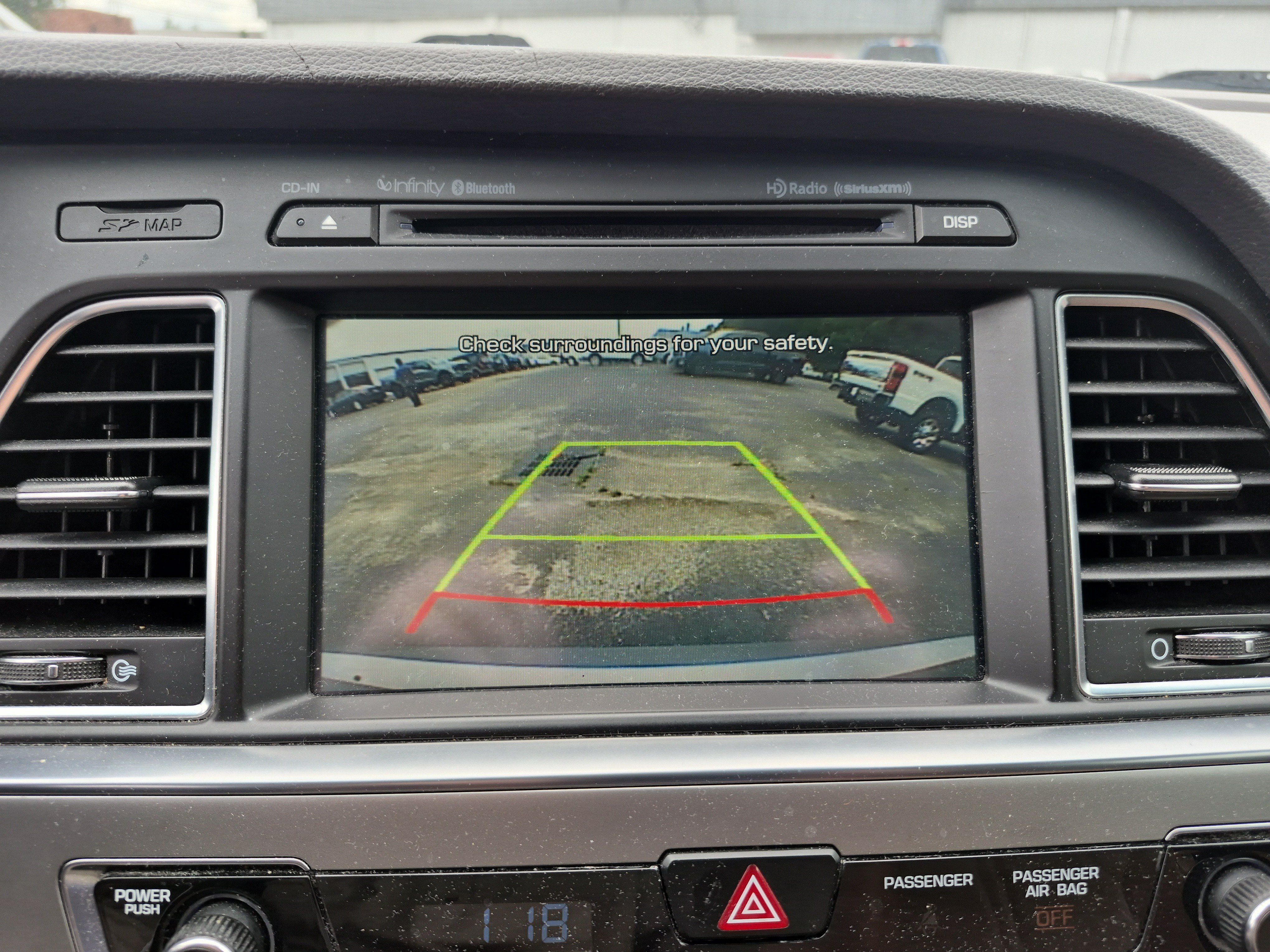Used 2015 Hyundai Sonata Limited w/ Option Group 06 FWD image 31