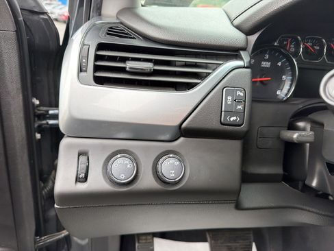 Used 2020 Chevrolet Tahoe LT AWD/4WD image 17