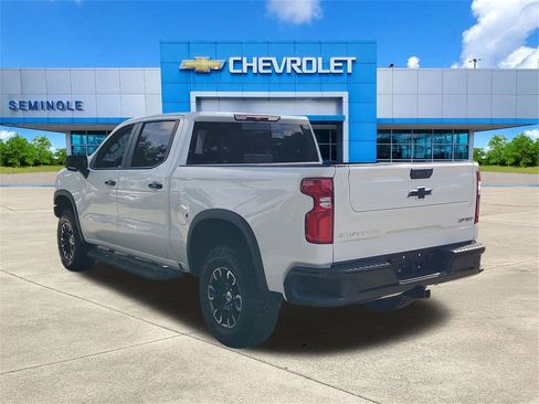 Used 2025 Chevrolet Silverado 1500 ZR2 image 3