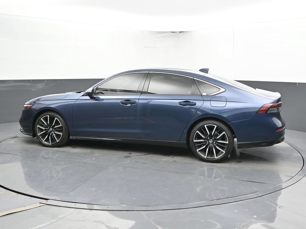 Used 2025 Honda Accord Touring image 8