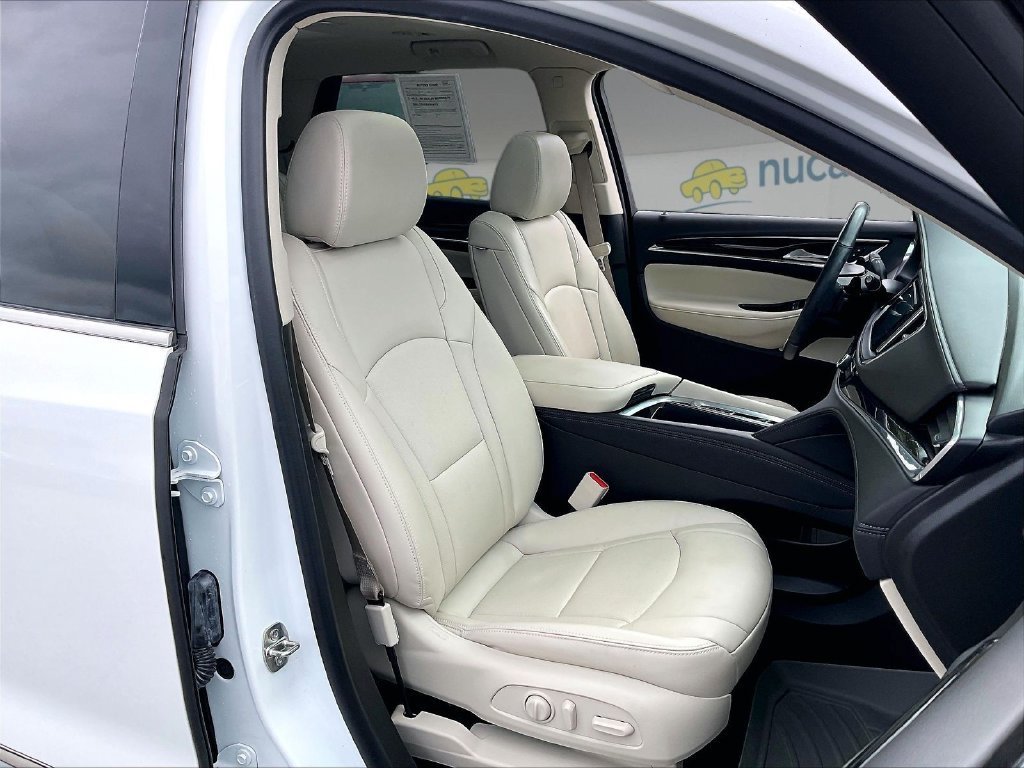 Used 2023 Buick Enclave Essence w/ Experience Buick Package AWD/4WD image 10