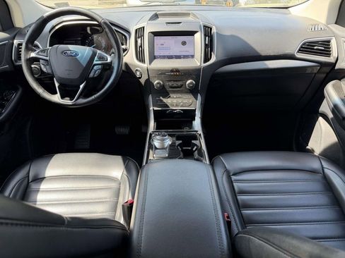 Used 2020 Ford Edge SEL image 8
