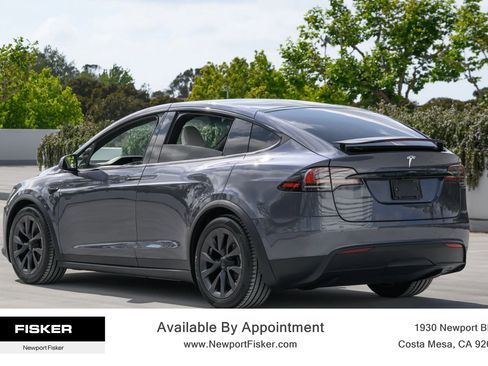 Used 2023 Tesla Model X AWD/4WD image 4