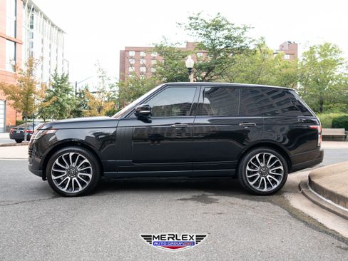 Used 2020 Land Rover Range Rover Autobiography image 4