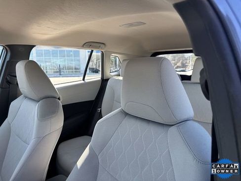 Used 2022 Toyota Corolla Cross L image 14