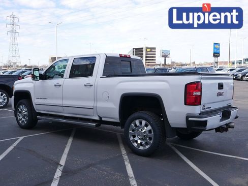 Used 2019 GMC Sierra 2500 Denali w/ Duramax Plus Package image 8