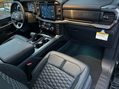 New 2025 Ford F150 Lariat w/ Equipment Group 502A High image 21