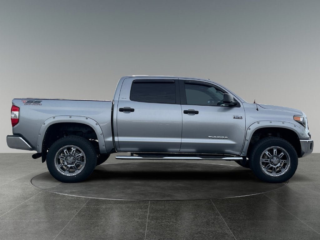 Used 2018 Toyota Tundra SR5 w/ SR5 Upgrade Package AWD/4WD image 11