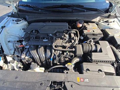 Used 2023 Hyundai Elantra SEL w/ Cargo Package FWD image 19
