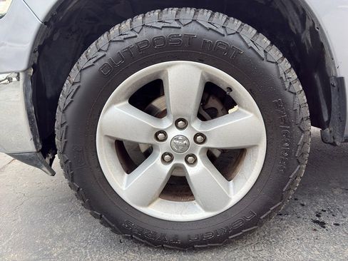 Used 2020 RAM 1500 Tradesman w/ Tradesman SXT Package image 9