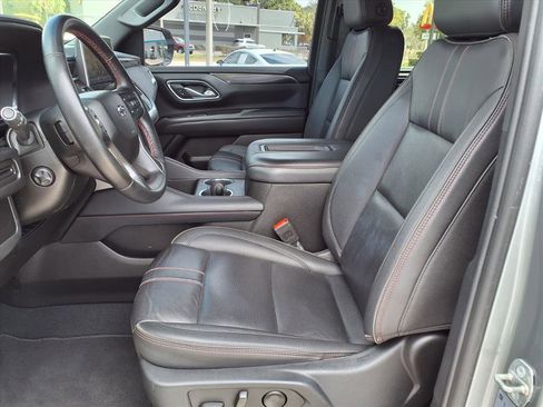 Used 2024 Chevrolet Suburban RST w/ Luxury Package image 14