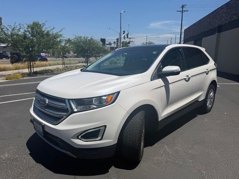 Used 2016 Ford Edge SEL w/ Equipment Group 201A FWD image 3