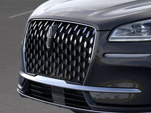 New 2026 Lincoln Corsair Reserve image 17