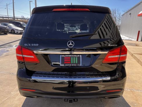 Used 2018 Mercedes-Benz GLS 550 GLS 550 AWD 4MATIC 4dr SUV w/ Driver Assistance Package image 4