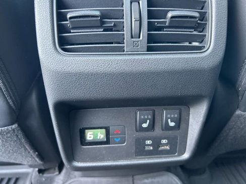 Used 2023 Nissan Rogue Platinum w/ Platinum Premium Package FWD image 28