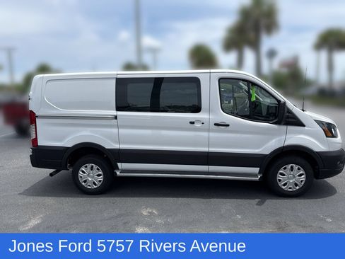 Used 2024 Ford Transit 250 Low Roof w/ Exterior Upgrade Package RWD image 3
