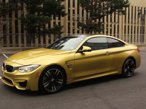 Used 2015 BMW M4 Coupe RWD image 15