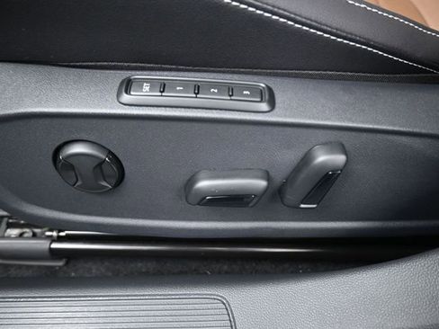 New 2026 Volkswagen Jetta SEL image 31