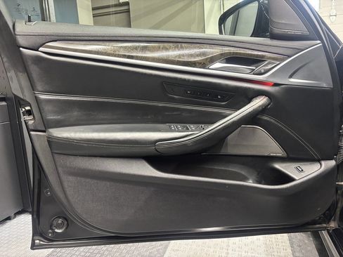 Used 2017 BMW 540i RWD image 13