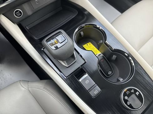 Used 2023 Nissan Rogue SL w/ SL Premium Package image 24