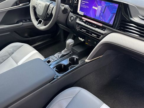 New 2026 Toyota Camry SE image 17