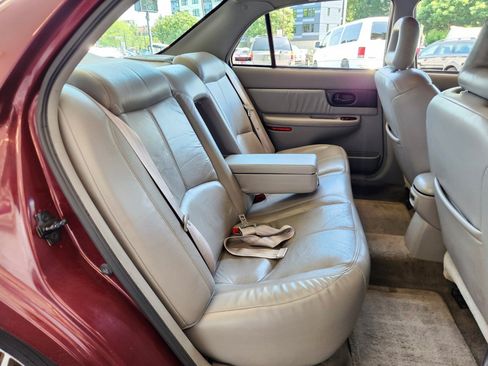 Used 2000 Buick Regal LS w/ Prestige Pkg FWD image 15