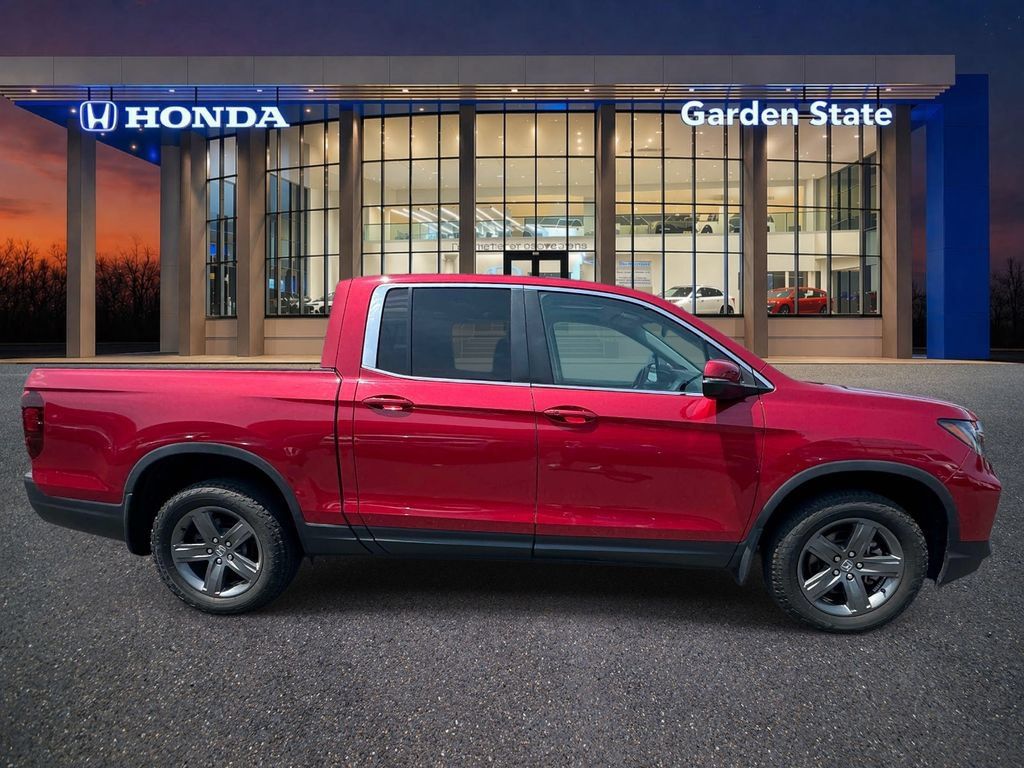 Certified 2023 Honda Ridgeline RTL image 5