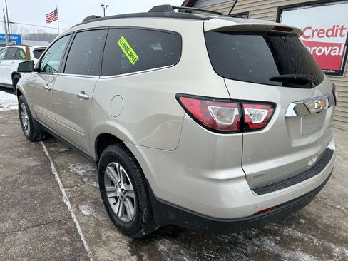 Used 2015 Chevrolet Traverse LT image 7